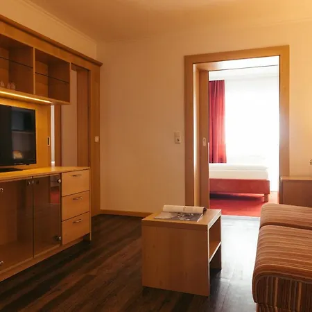 Отель Nassereinerhof 3*